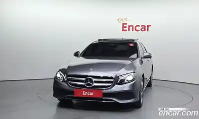Mercedes-Benz E-Class 2019 2.0 Автомат в Москве № 195140, миниатюра 2