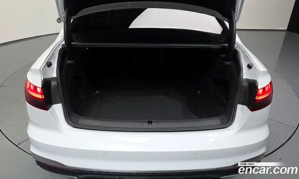 Audi A4 2023 2.0 Автомат в Москве № 195973, фото 15