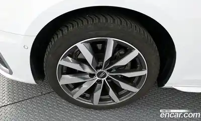 Audi A4 2023 2.0 Автомат в Москве № 195973, миниатюра 9