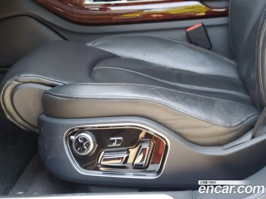 Audi A8 2011 4.2 Автомат в Москве № 196875, фото 11