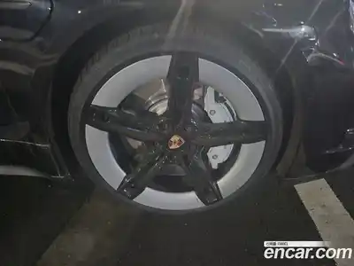 Porsche Taycan 2025 Автомат в Москве № 197719, миниатюра 11