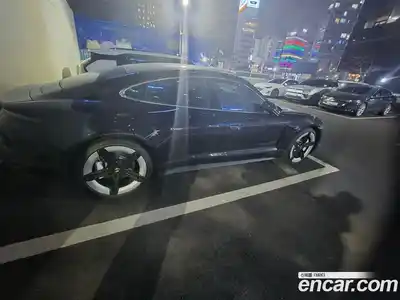 Porsche Taycan 2025 Автомат в Москве № 197719, миниатюра 5