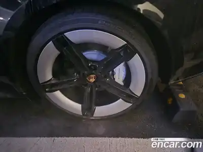 Porsche Taycan 2025 Автомат в Москве № 197719, миниатюра 10