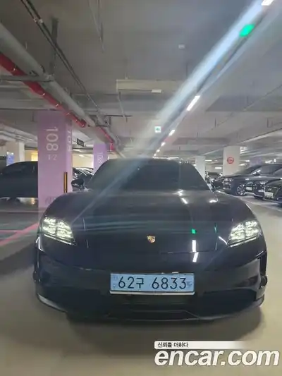 Porsche Taycan 2025 3.0 Автомат в Москве № 197763, миниатюра 3