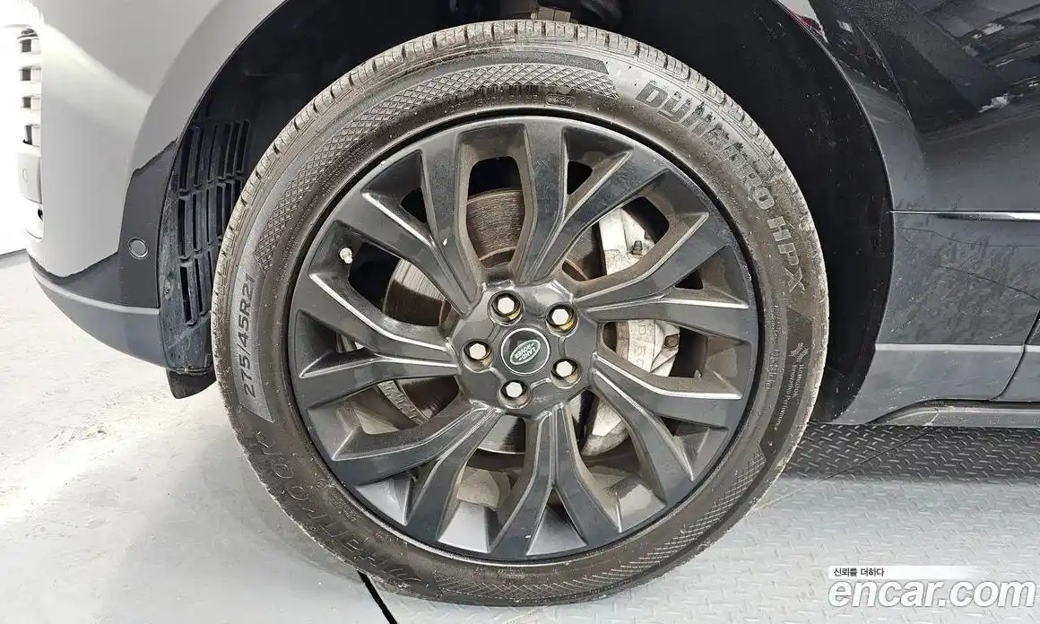 Land Rover Range-Rover 2018 4.4 Автомат в Москве № 198195, фото 16