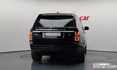 Land Rover Range-Rover 2018 4.4 Автомат в Москве № 198195, миниатюра 5