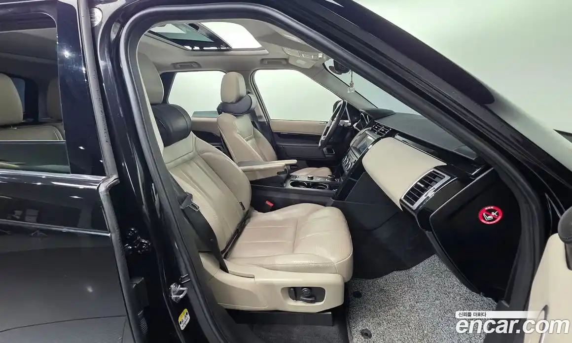 Land Rover Discovery 2019 2.0 Автомат в Москве № 198203, фото 17