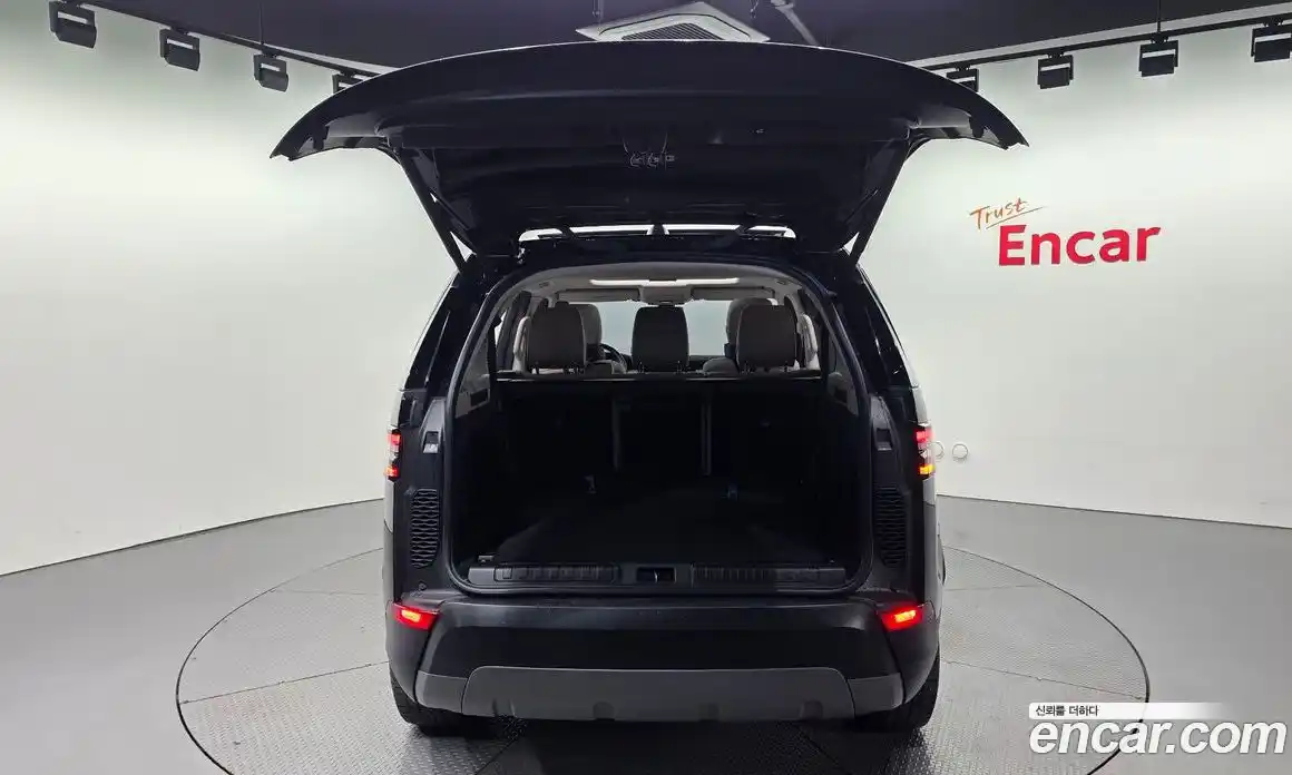 Land Rover Discovery 2019 2.0 Автомат в Москве № 198203, фото 19