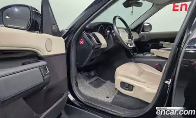 Land Rover Discovery 2019 2.0 Автомат в Москве № 198203, миниатюра 8