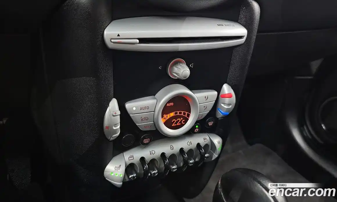 Mini Cooper 2009 1.6 Автомат в Москве № 198477, фото 14