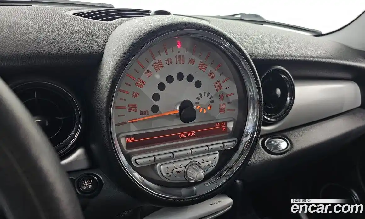 Mini Cooper 2009 1.6 Автомат в Москве № 198477, фото 18