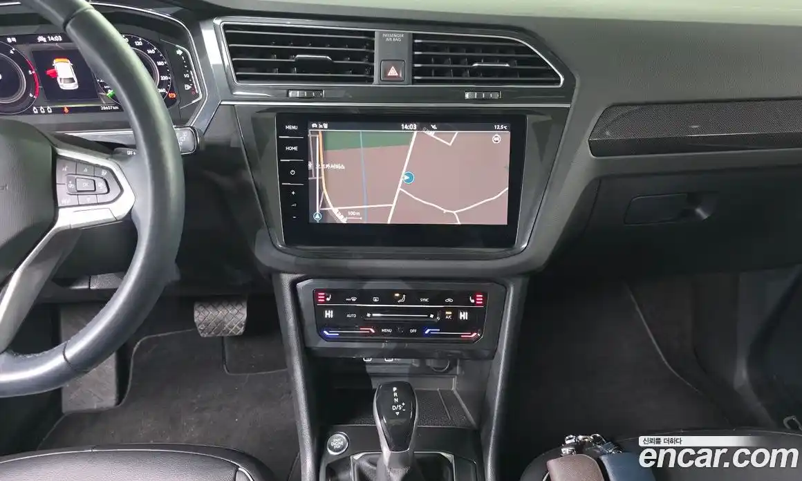 Volkswagen Tiguan 2023 2.0 Автомат в Москве № 199045, фото 15