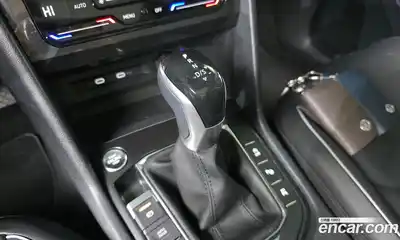 Volkswagen Tiguan 2023 2.0 Автомат в Москве № 199045, миниатюра 9