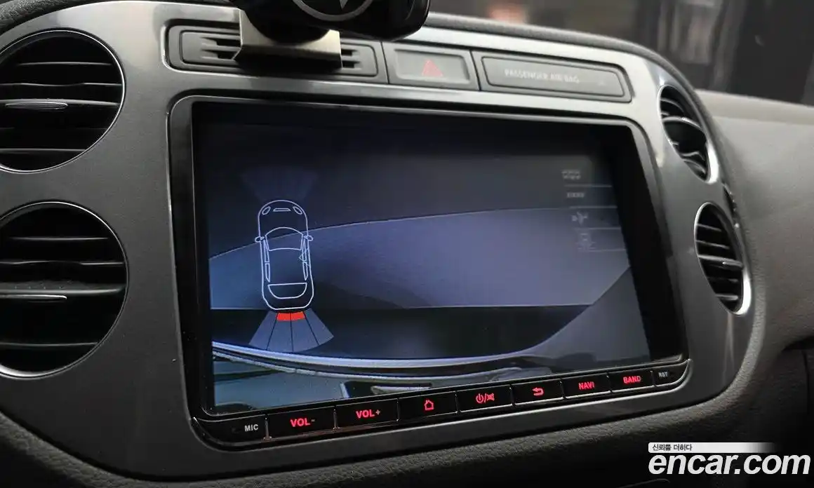 Volkswagen Tiguan 2014 2.0 Автомат в Москве № 199134, фото 19