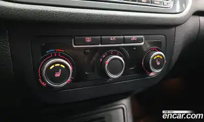 Volkswagen Tiguan 2014 2.0 Автомат в Москве № 199134, миниатюра 9