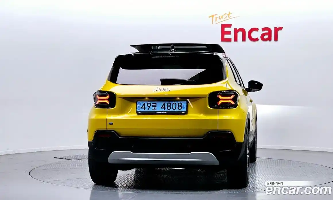 Jeep Avenger 2024 0.1 Автомат в Москве № 199382, фото 14