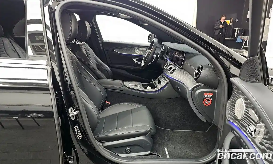 Mercedes-Benz E-Class 2021 2.0 Автомат в Москве № 201038, фото 11