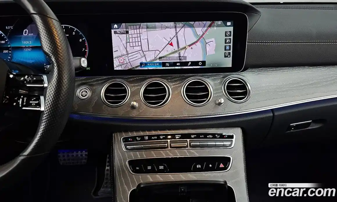 Mercedes-Benz E-Class 2021 2.0 Автомат в Москве № 201038, фото 14