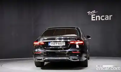 Mercedes-Benz E-Class 2021 2.0 Автомат в Москве № 201038, миниатюра 4