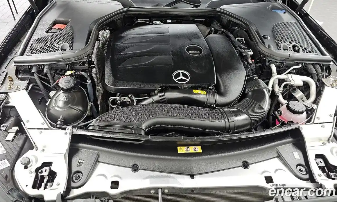 Mercedes-Benz E-Class 2021 2.0 Автомат в Москве № 201038, фото 6