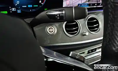 Mercedes-Benz E-Class 2021 2.0 Автомат в Москве № 201038, миниатюра 9