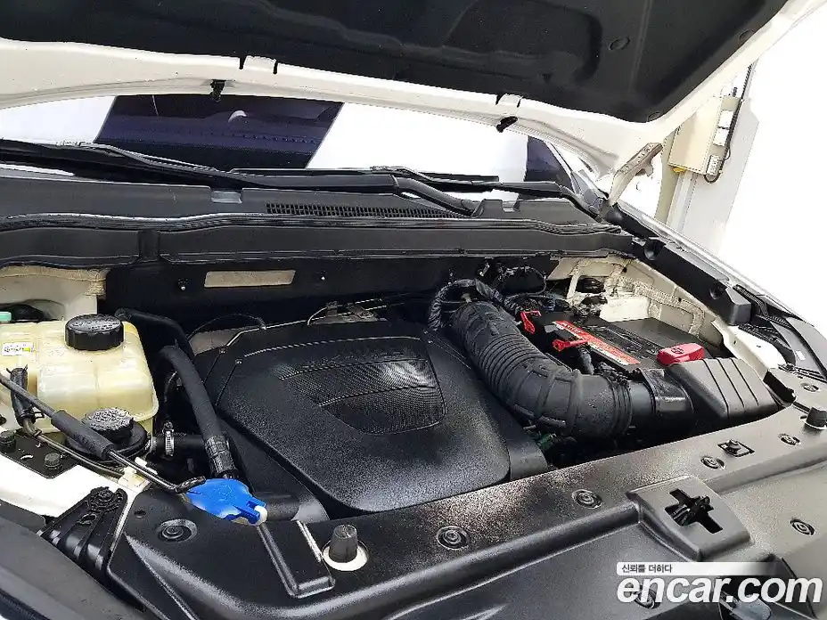 SsangYong Korando 2015 2.0 Автомат в Москве № 208447, фото 6