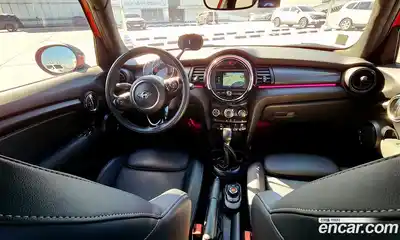 Mini Cooper 2019 1.5 Автомат в Москве № 210599, миниатюра 12