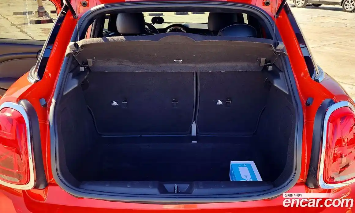 Mini Cooper 2019 1.5 Автомат в Москве № 210599, фото 19