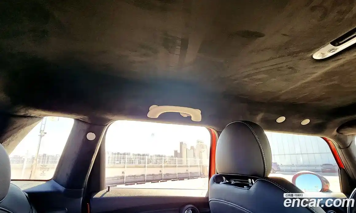 Mini Cooper 2019 1.5 Автомат в Москве № 210599, фото 20