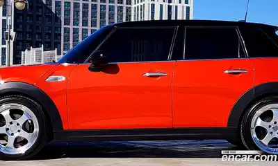 Mini Cooper 2019 1.5 Автомат в Москве № 210599, миниатюра 6