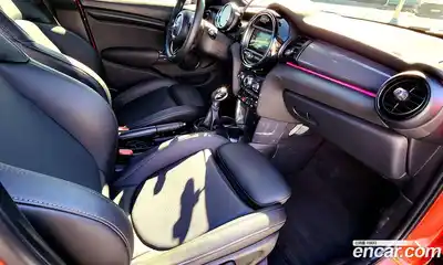 Mini Cooper 2019 1.5 Автомат в Москве № 210599, миниатюра 10