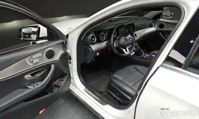 Mercedes-Benz E-Class 2019 2.0 Автомат в Москве № 212176, миниатюра 11