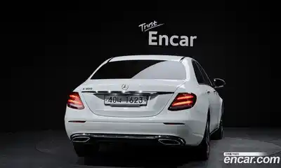 Mercedes-Benz E-Class 2019 2.0 Автомат в Москве № 212176, миниатюра 4