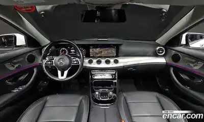 Mercedes-Benz E-Class 2019 2.0 Автомат в Москве № 212176, миниатюра 7