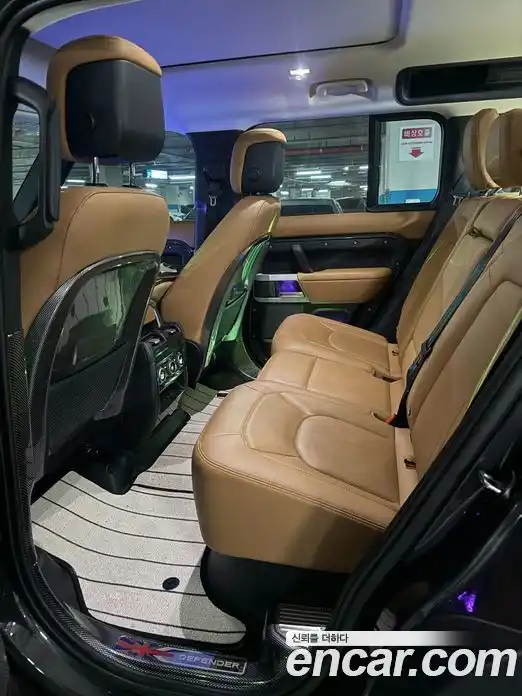 Land Rover Defender 2023 3.0 Автомат в Москве № 213372, фото 20