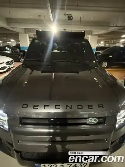 Land Rover Defender 2023 3.0 Автомат в Москве № 213372, миниатюра 2