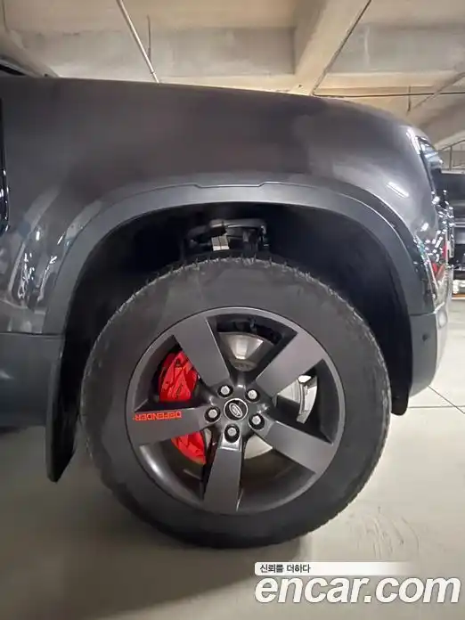 Land Rover Defender 2023 3.0 Автомат в Москве № 213372, фото 6