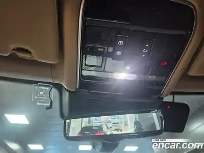 Land Rover Range-Rover 2025 4.4 Автомат в Москве № 213879, миниатюра 10