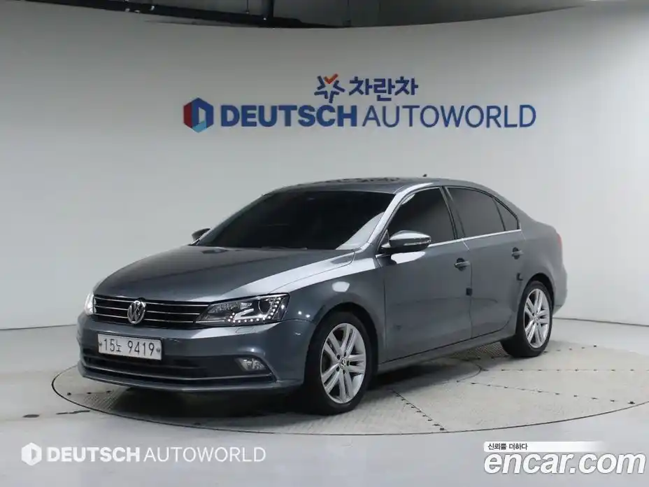Volkswagen Jetta 2016 2.0 Автомат в Москве № 215380, фото 1