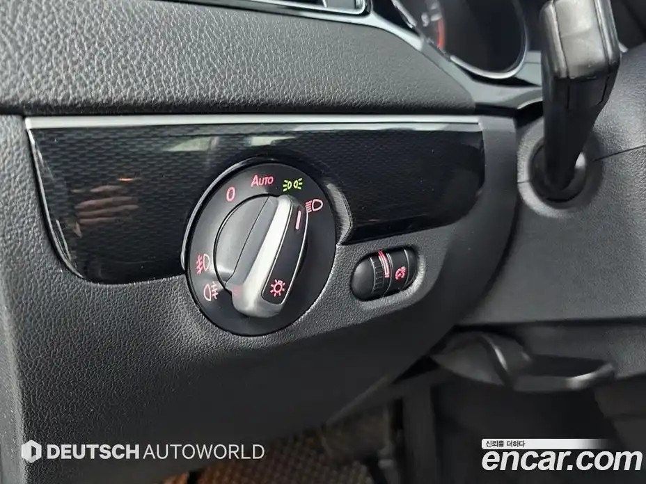 Volkswagen Jetta 2016 2.0 Автомат в Москве № 215380, фото 16