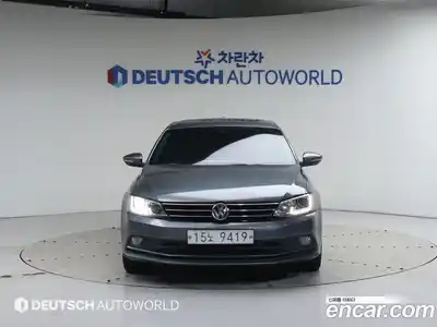 Volkswagen Jetta 2016 2.0 Автомат в Москве № 215380, миниатюра 3