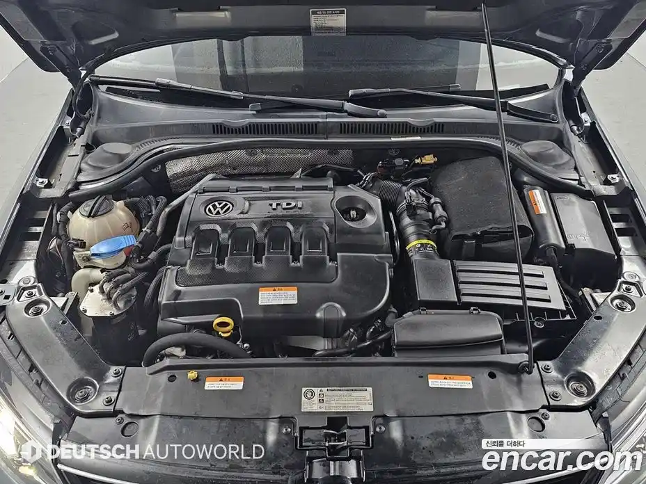 Volkswagen Jetta 2016 2.0 Автомат в Москве № 215380, фото 6