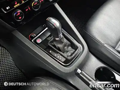 Volkswagen Jetta 2016 2.0 Автомат в Москве № 215380, миниатюра 9