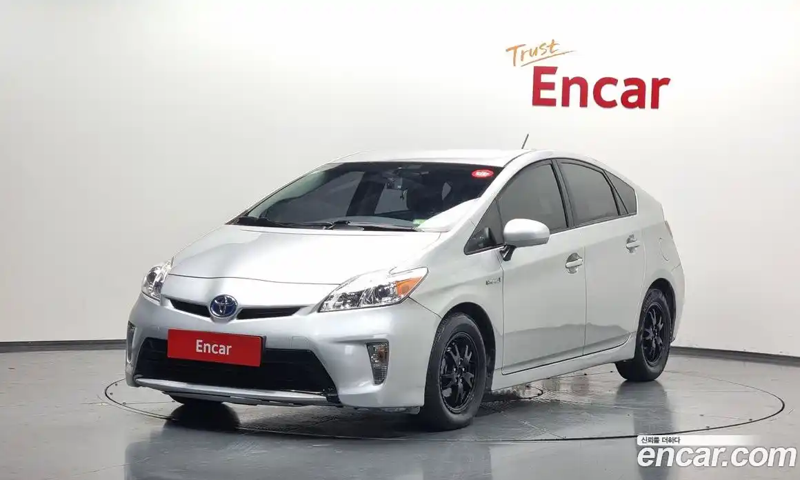 Toyota Prius 2012 1.8 Автомат в Москве № 215515, фото 3