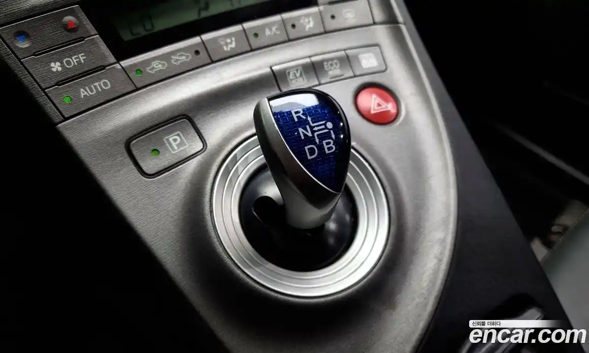 Toyota Prius 2012 1.8 Автомат в Москве № 215515, фото 5