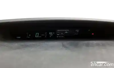 Toyota Prius 2012 1.8 Автомат в Москве № 215515, миниатюра 10