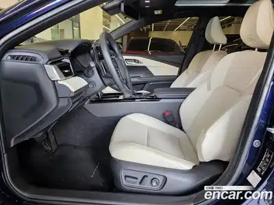 Toyota Camry 2025 2.5 Вариатор в Москве № 215586, миниатюра 10