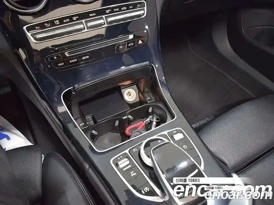 Mercedes-Benz C-Class 2018 2.0 Автомат в Москве № 221385, фото 9
