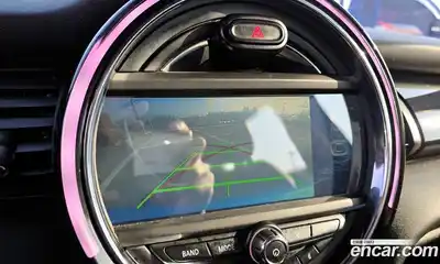 Mini Cooper 2015 1.5 Автомат в Москве № 222085, миниатюра 8