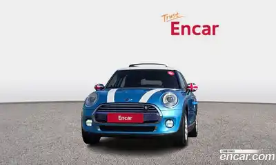 Mini Cooper 2015 1.5 Автомат в Москве № 222085, миниатюра 9